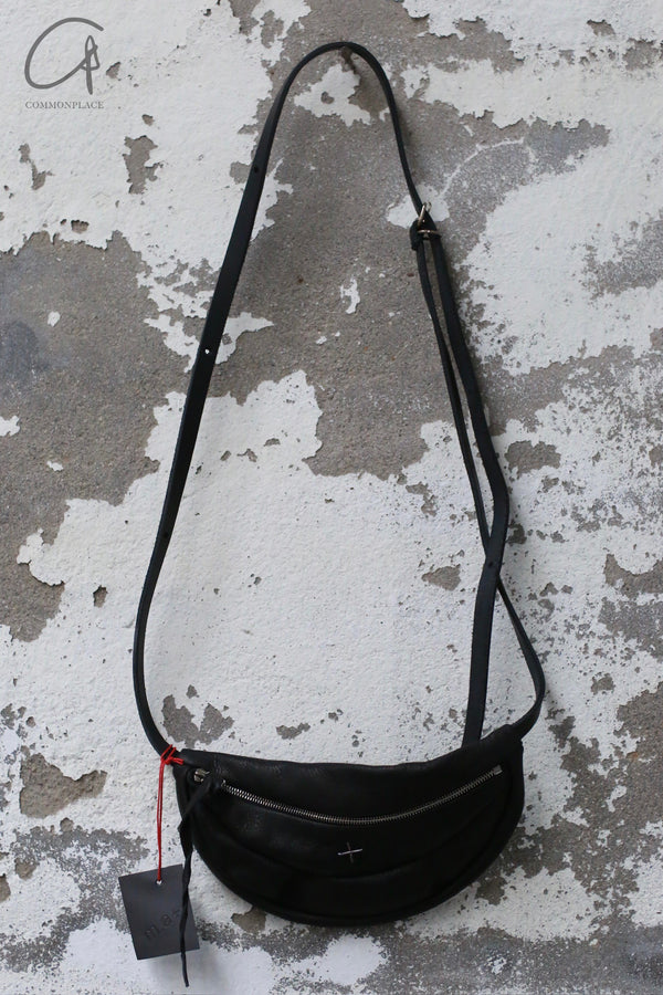 m.a+ Maurizio Amadei Waist Bag/Belt Crossbody Bag Series Artisan Italy MA-BY102 SY1,0-HEI-F Small BY102 SY1.0 Black PM204